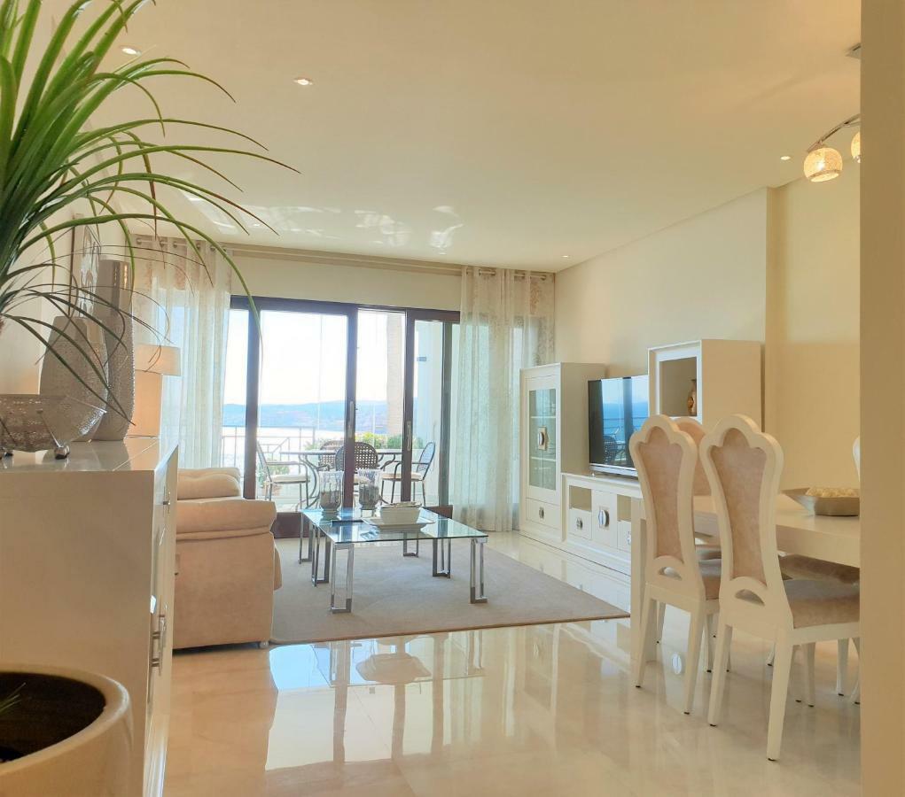 Luxury Apartment Frontal To The Sea In Estepona Doncella Beach מראה חיצוני תמונה