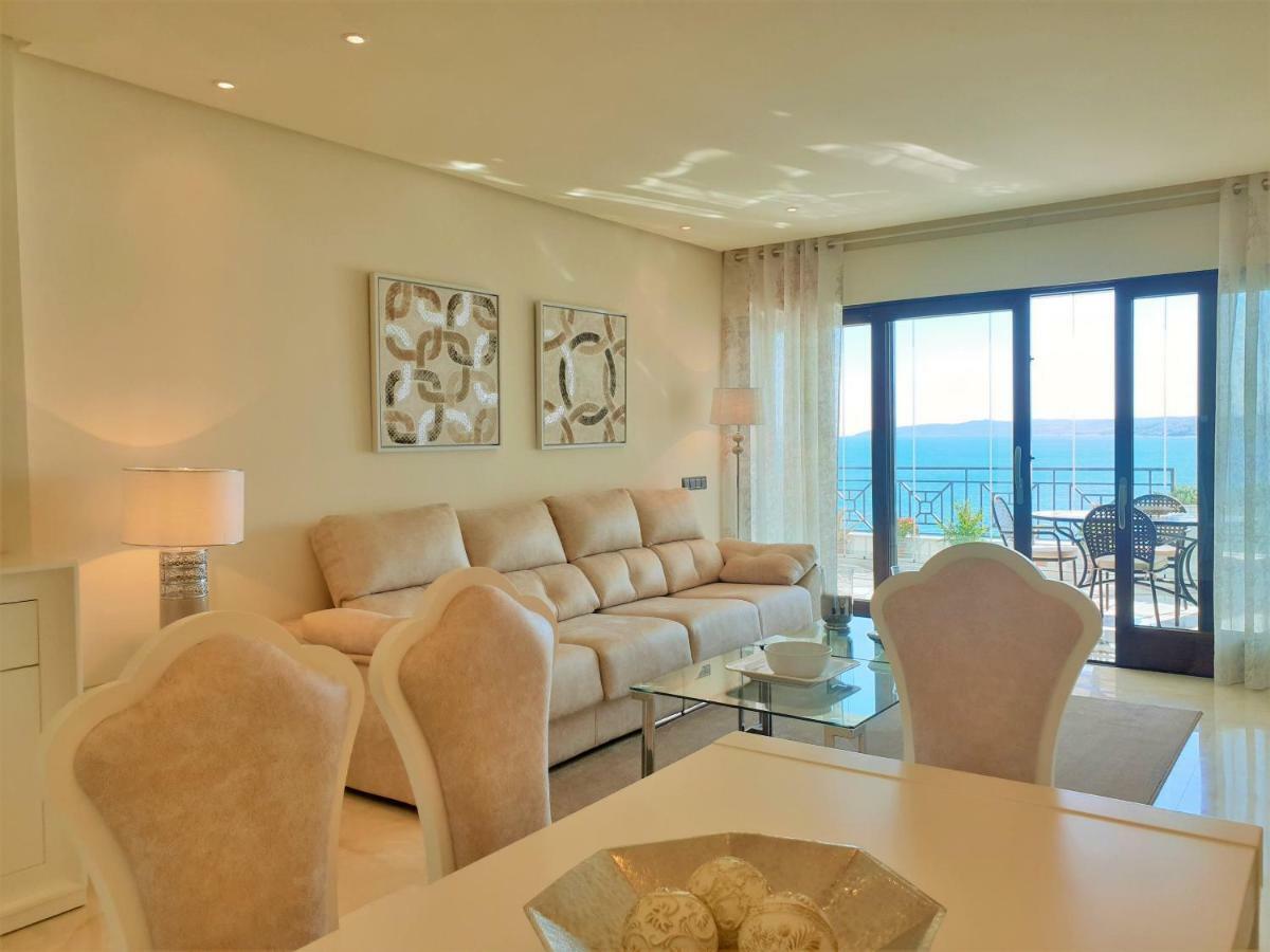 Luxury Apartment Frontal To The Sea In Estepona Doncella Beach מראה חיצוני תמונה