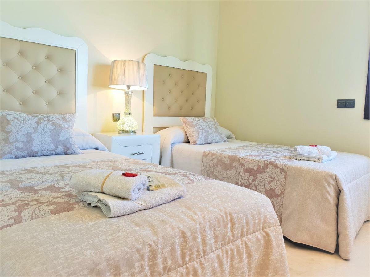 Luxury Apartment Frontal To The Sea In Estepona Doncella Beach מראה חיצוני תמונה