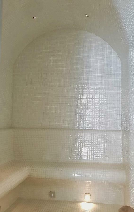 Luxury Apartment Frontal To The Sea In Estepona Doncella Beach מראה חיצוני תמונה