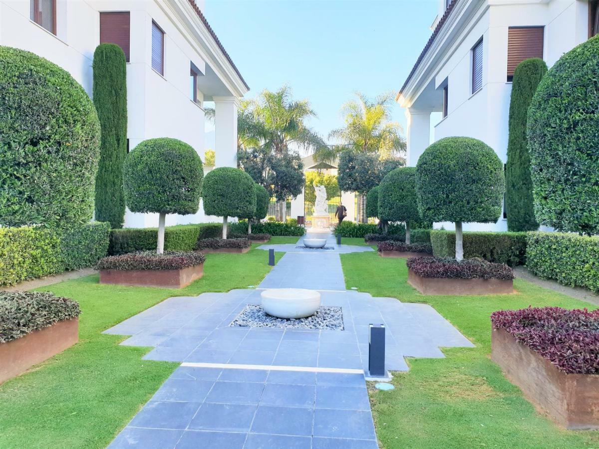 Luxury Apartment Frontal To The Sea In Estepona Doncella Beach מראה חיצוני תמונה